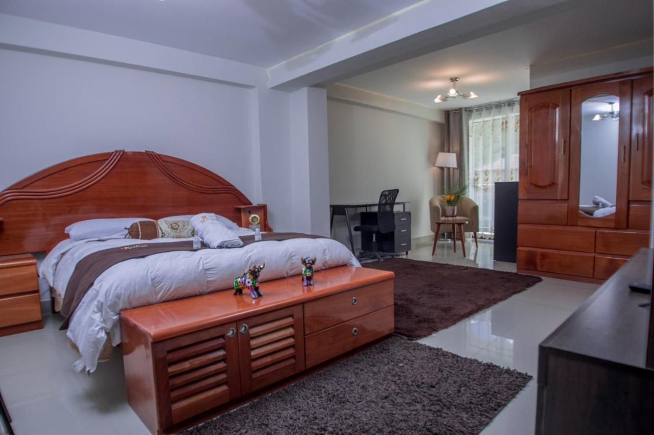 Jk Guzman Suite Hotel Challhuahuacho Buitenkant foto